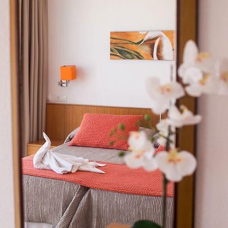 Es Cana Hostal Los Pinos מראה חיצוני תמונה
