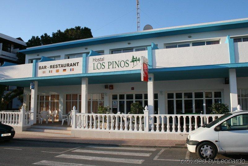 Es Cana Hostal Los Pinos מראה חיצוני תמונה